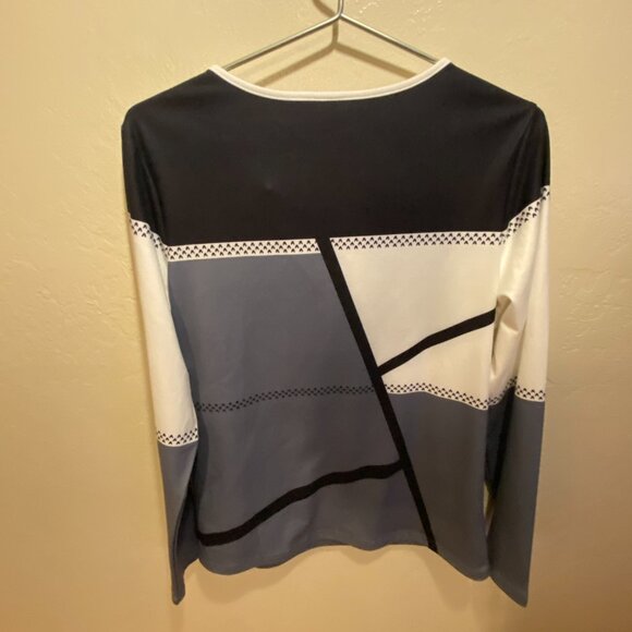 Color Block Long Sleeve Top – Size L – Black, White & Gray Geometric Design - Picture 2 of 8